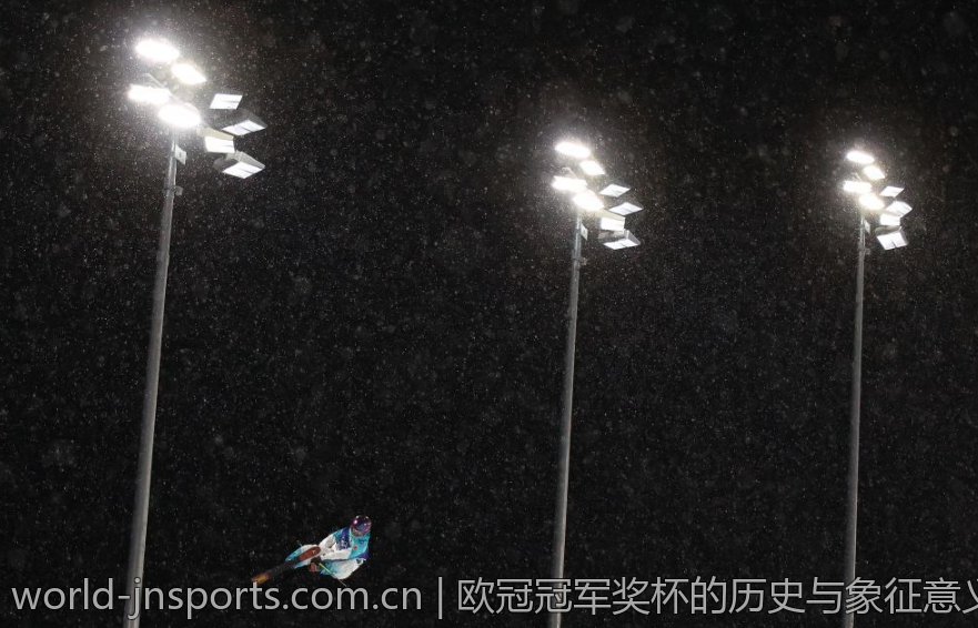 欧冠冠军奖杯的历史与象征意义
